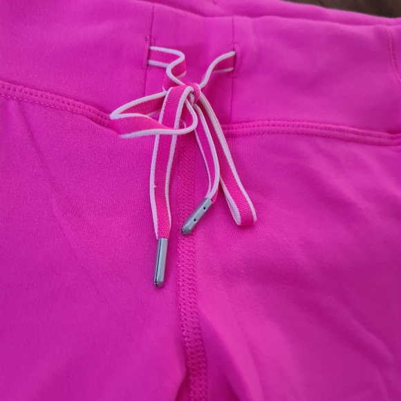 Lululemon Can2 Au 6 Pink White Activewear 3/4 Tights | Exercise Workout Leggings - Picture 3 of 4